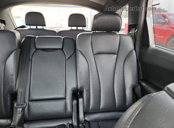 WA1VAAF75JD051009 2018 AUDI Q7 Черный Вид задних сидений