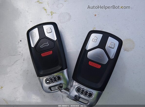 WA1VAAF76JD018102 2018 AUDI Q7 White Vista del salpicadero