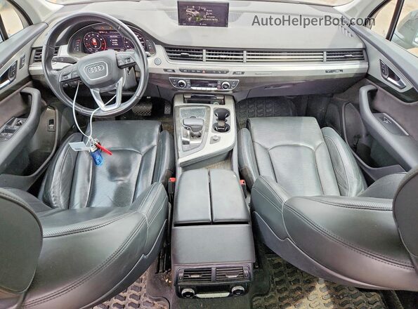 WA1VAAF76JD020187 2018 AUDI Q7 Черный Вид панели приборов