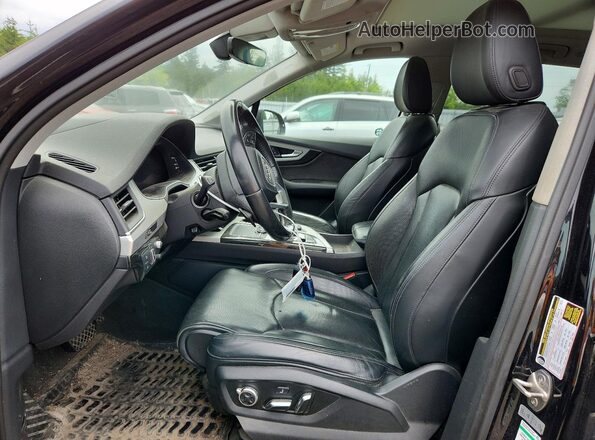WA1VAAF76JD020187 2018 AUDI Q7 Черный Вид салона спереди