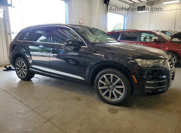 WA1VAAF76JD024031 2018 AUDI Q7 Черный Передняя правая четверть
