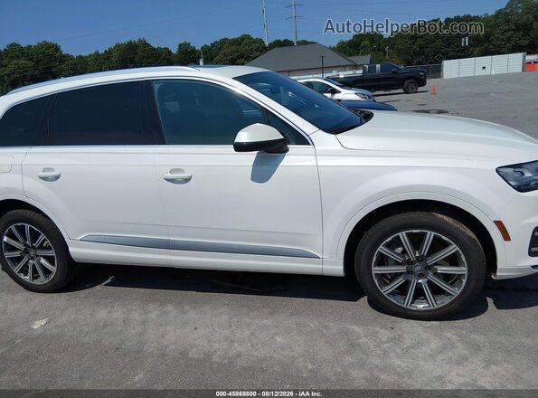 WA1VAAF77HD029930 2017 AUDI Q7 Белый Вид задней части салона