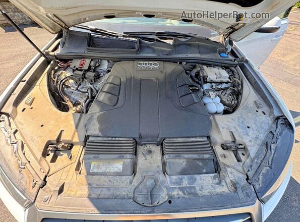 WA1VAAF77JD018948 2018 AUDI Q7 White Սարքավորումների վահանակի տեսք