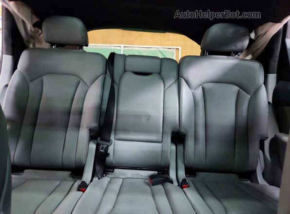 WA1VAAF77JD023583 2018 AUDI Q7 Серый Вид задних сидений