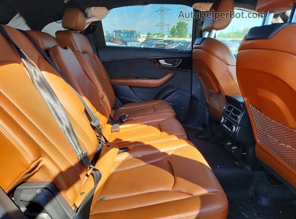 WA1VAAF79HD034174 2017 AUDI Q7 Black Vista de los asientos traseros
