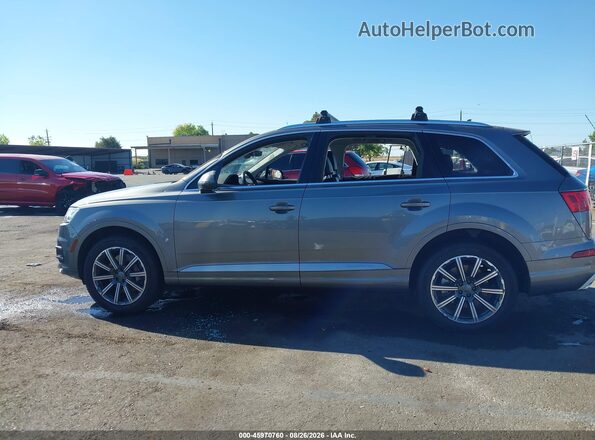 WA1VAAF7XHD023880 2017 AUDI Q7 Gray Vista interior de 360 grados
