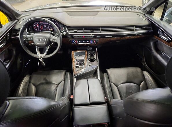 WA1VABF72JD009581 2018 AUDI Q7 Gray Dashboard view