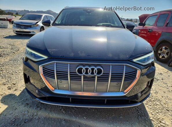 WA1VABGE3KB022561 2019 AUDI E-TRON Серый Вид спереди