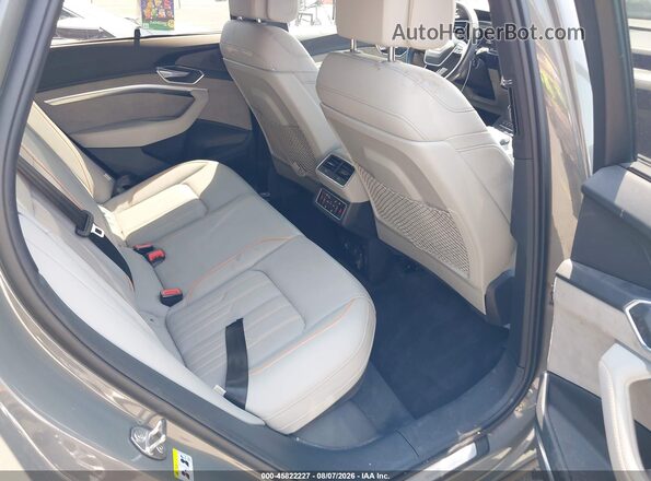 WA1VABGE8PB025270 2023 AUDI E-TRON Зеленый Вид наклейки с VIN-кодом