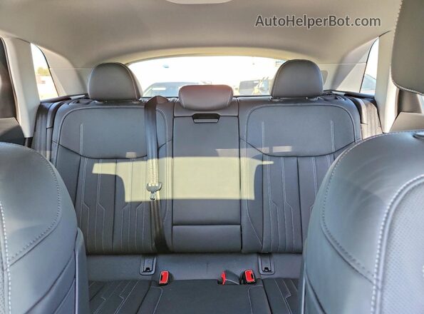 WA1VABGEXMB010720 2021 AUDI E-TRON Silver Հետևի նստատեղերի տեսք