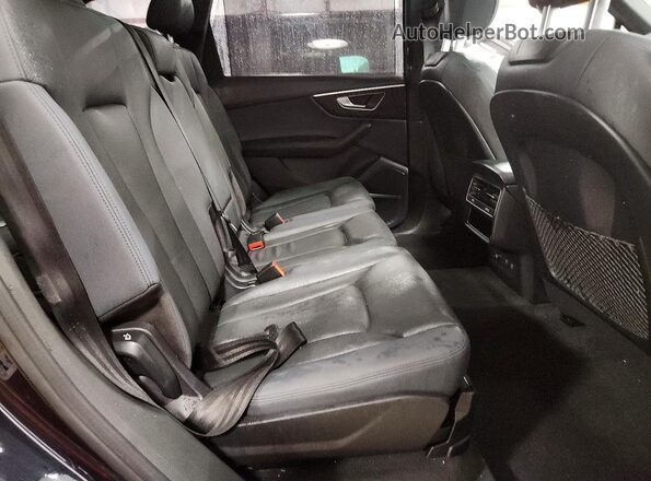 WA1VXAF77MD024994 2021 AUDI Q7 Black Սալոնի հետևի տեսք