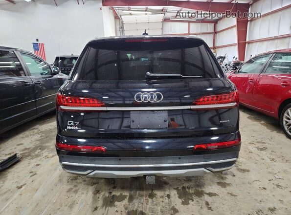 WA1VXAF77MD024994 2021 AUDI Q7 Black Հետևի տեսք