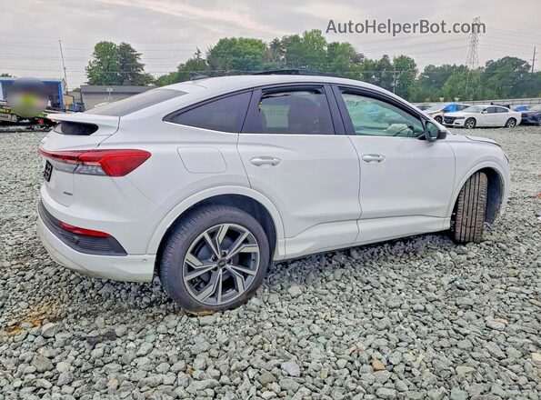 WA1W2BFZ4NP052729 2022 AUDI Q4 White Tył prawy