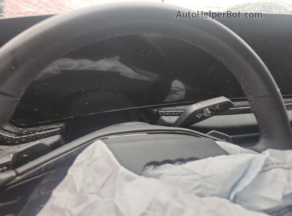 WAU2BCFU1SN058359 2025 AUDI A5 Red Սարքավորումների վահանակի տեսք
