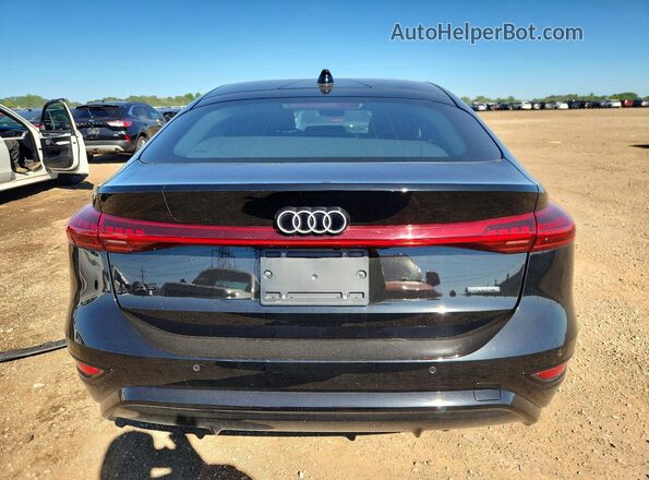 WAU2DAGH6SA024750 2025 AUDI A6 Black Rear view