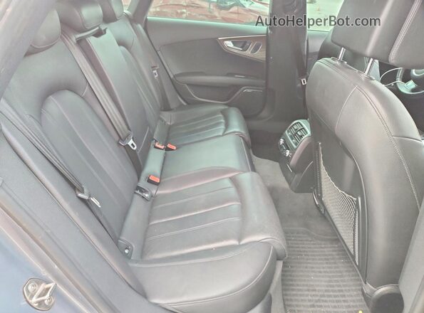 WAU2GAFC8GN056290 2016 AUDI A7 Silver Vista de los asientos traseros