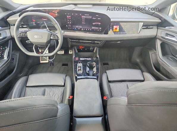 WAU3EAGH0SA020968 2025 AUDI S6 Black Առջևի վահանակի տեսք
