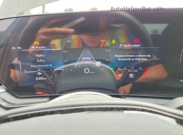 WAU5BCFUXSN076632 2025 AUDI A5 Черный Вид щитка приборов