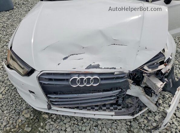 WAUA7GFF7G1055938 2016 AUDI A3 White Widok wnętrza z tyłu