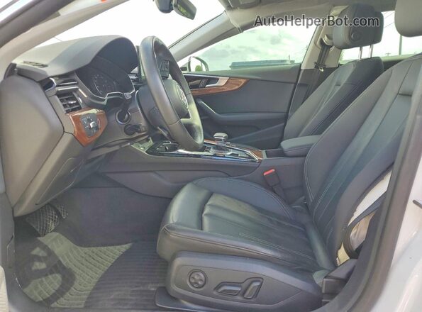 WAUABCF50PA056332 2023 AUDI A5 White Вид салону спереду