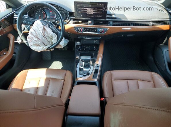 WAUABCF59NA009975 2022 AUDI A5 Black Առջևի վահանակի տեսք