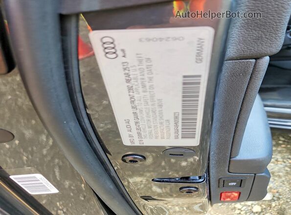 WAUANAF46HN008623 2017 AUDI A4 Gray Vista del compartimento del motor