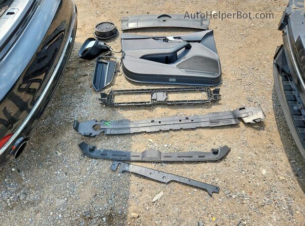 WAUANCF56KA054262 2019 AUDI A5 Black Vista del compartimento del motor