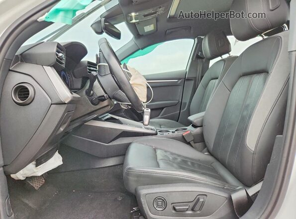 WAUAUDGY3RA083746 2024 AUDI A3 White Front interior view