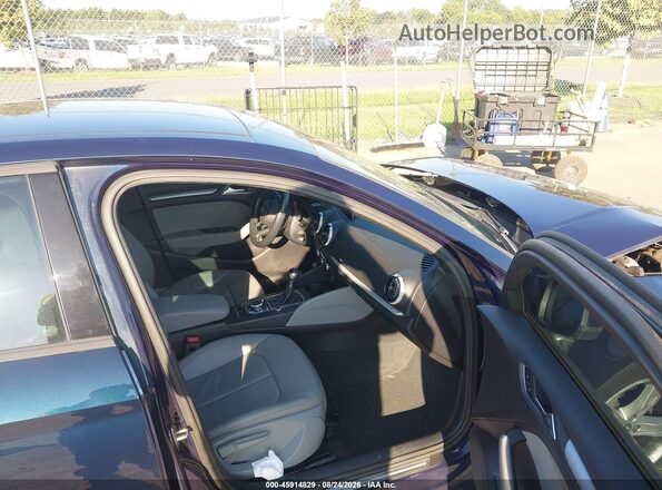 WAUAUGFF5J1020458 2018 AUDI A3 Синий Вид салона спереди