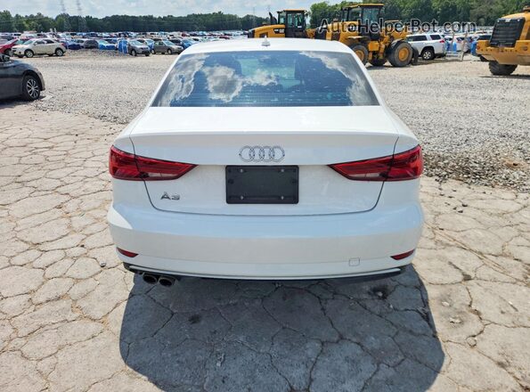 WAUAUGFF7J1005475 2018 AUDI A3 Белый Вид сзади