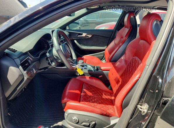 WAUB4AF40KA054826 2019 AUDI S4 Black Front interior view