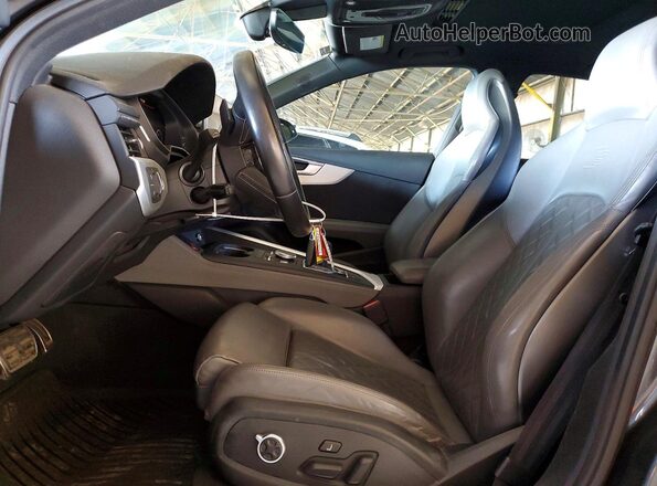 WAUB4AF41JA003611 2018 AUDI S4 Gray Front interior view