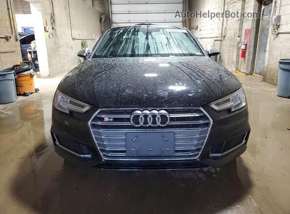 WAUB4AF41JA097053 2018 AUDI S4 Black Widok z przodu