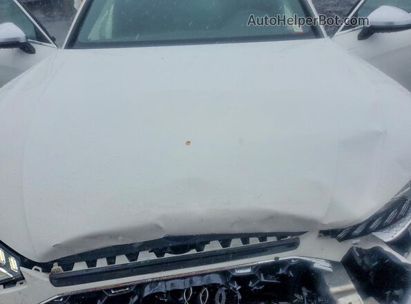 WAUB4AF43LA028142 2020 AUDI S4 White Widok wnętrza z tyłu