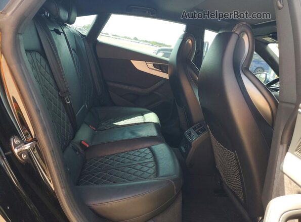 WAUB4CF57JA114989 2018 AUDI S5 Black Widok tylnych siedzeń