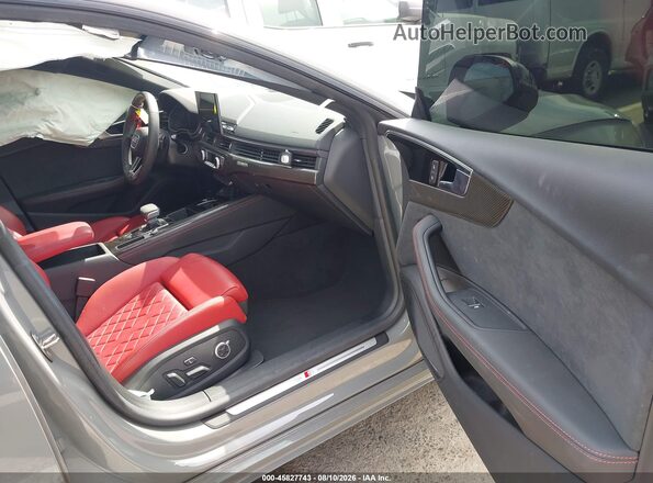 WAUB4CF59NA020859 2022 AUDI S5 Gray Front interior view