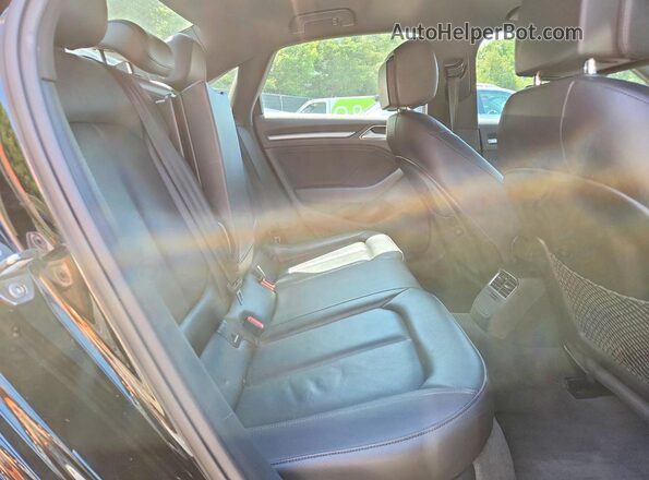 WAUB8GFF2H1009128 2017 AUDI A3 Black Հետևի նստատեղերի տեսք