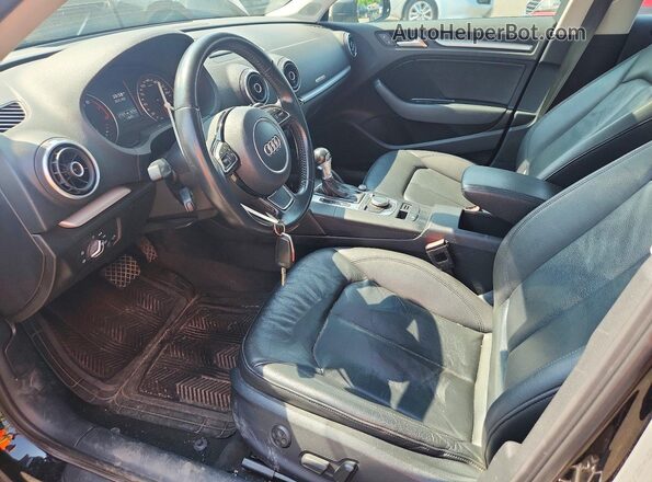 WAUB8GFF8G1106560 2016 AUDI A3 Черный Вид салона спереди