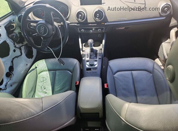 WAUB8GFFXH1023018 2017 AUDI A3 White Вид панелі приладів