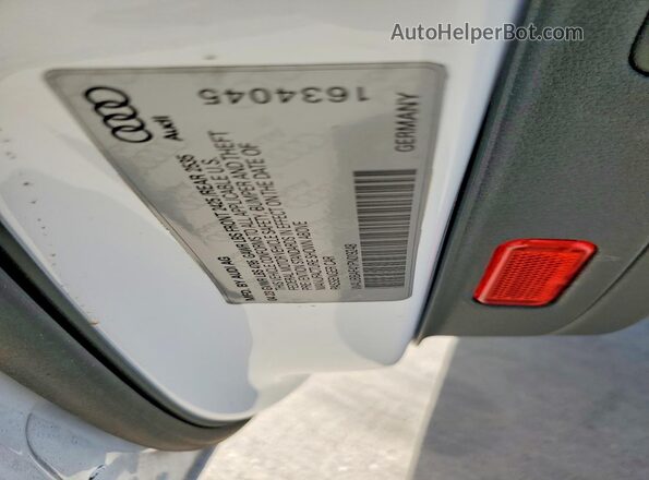 WAUBBAF41PN019248 2023 AUDI A4 White Շարժիչի բաժամունքի տեսք