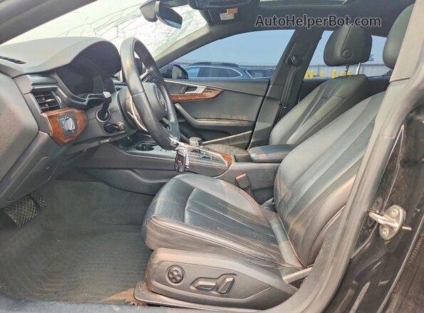 WAUBNCF56KA092174 2019 AUDI A5 Черный Вид салона спереди