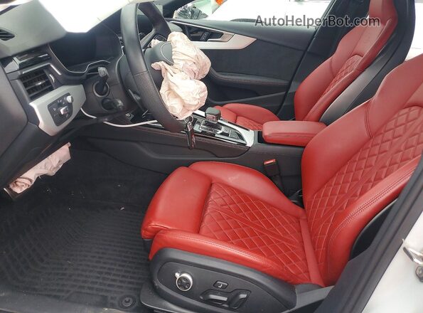WAUC4AF45LA054844 2020 AUDI S4 White Front interior view