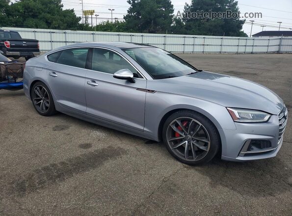 WAUC4CF51JA009918 2018 AUDI S5 Silver Przód prawy
