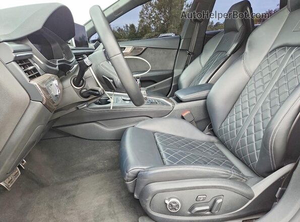 WAUC4CF54JA032691 2018 AUDI S5 Белый Вид салона спереди
