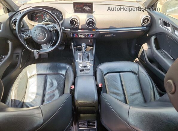 WAUC7GFF7G1038520 2016 AUDI A3 Black Առջևի վահանակի տեսք