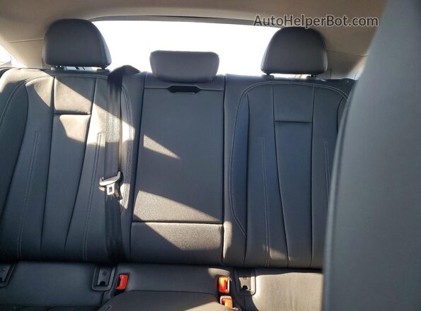 WAUCBCF58NA015906 2022 AUDI A5 White Widok tylnych siedzeń