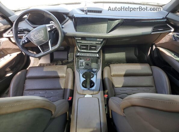 WAUCJBFW0R7001801 2024 AUDI E-TRON Зеленый Вид панели приборов
