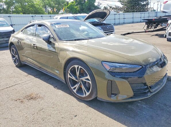 WAUCJBFW0R7001801 2024 AUDI E-TRON Зеленый Передняя правая четверть