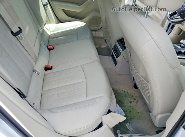 WAUD8AF27KN130529 2019 AUDI A6 White Widok tylnych siedzeń