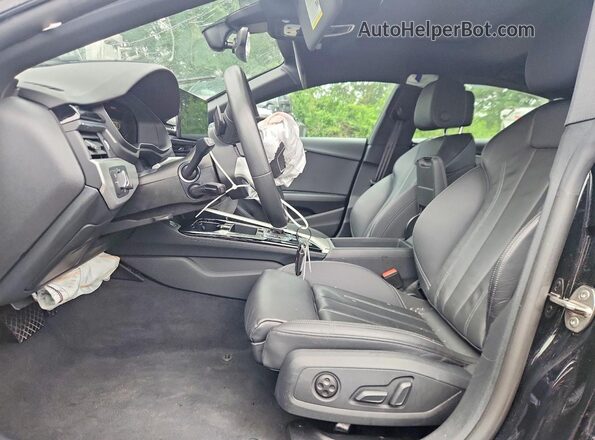 WAUDACF55SA007796 2025 AUDI A5 Черный Вид салона спереди